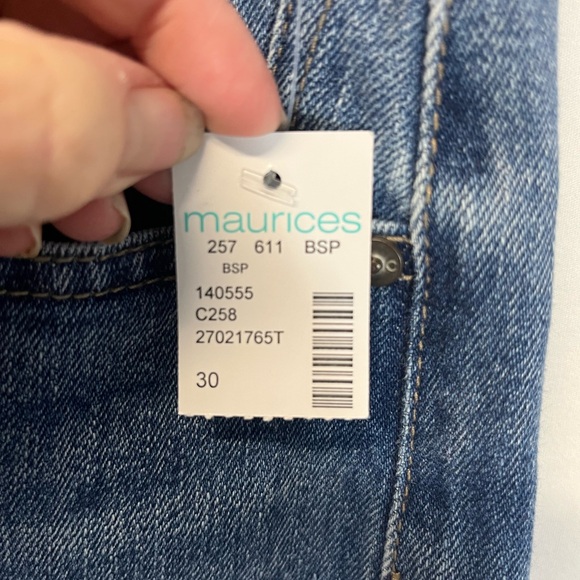 KanCan High Rise Frayed Hem 10in 90s Relaxed Bermuda Short Size 30 - Picture 11 of 11